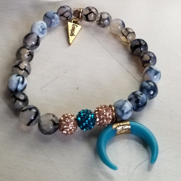 Emirish NWOT Stone and Turquoise Stretch Bracelet - Picture 2 of 9